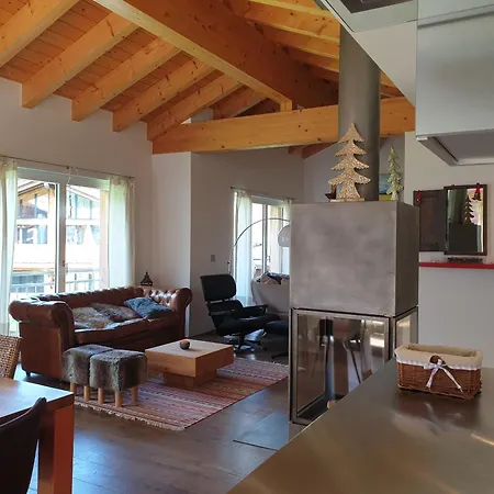 Windward Apartment *
